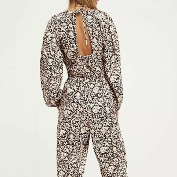 Free People I got a feeling jumpsuit size xs fits xs-m floral print - Picture 3 of 7
